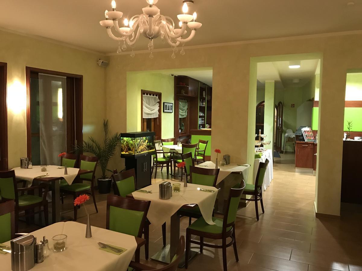 Parkhotel Zirndorf Buitenkant foto