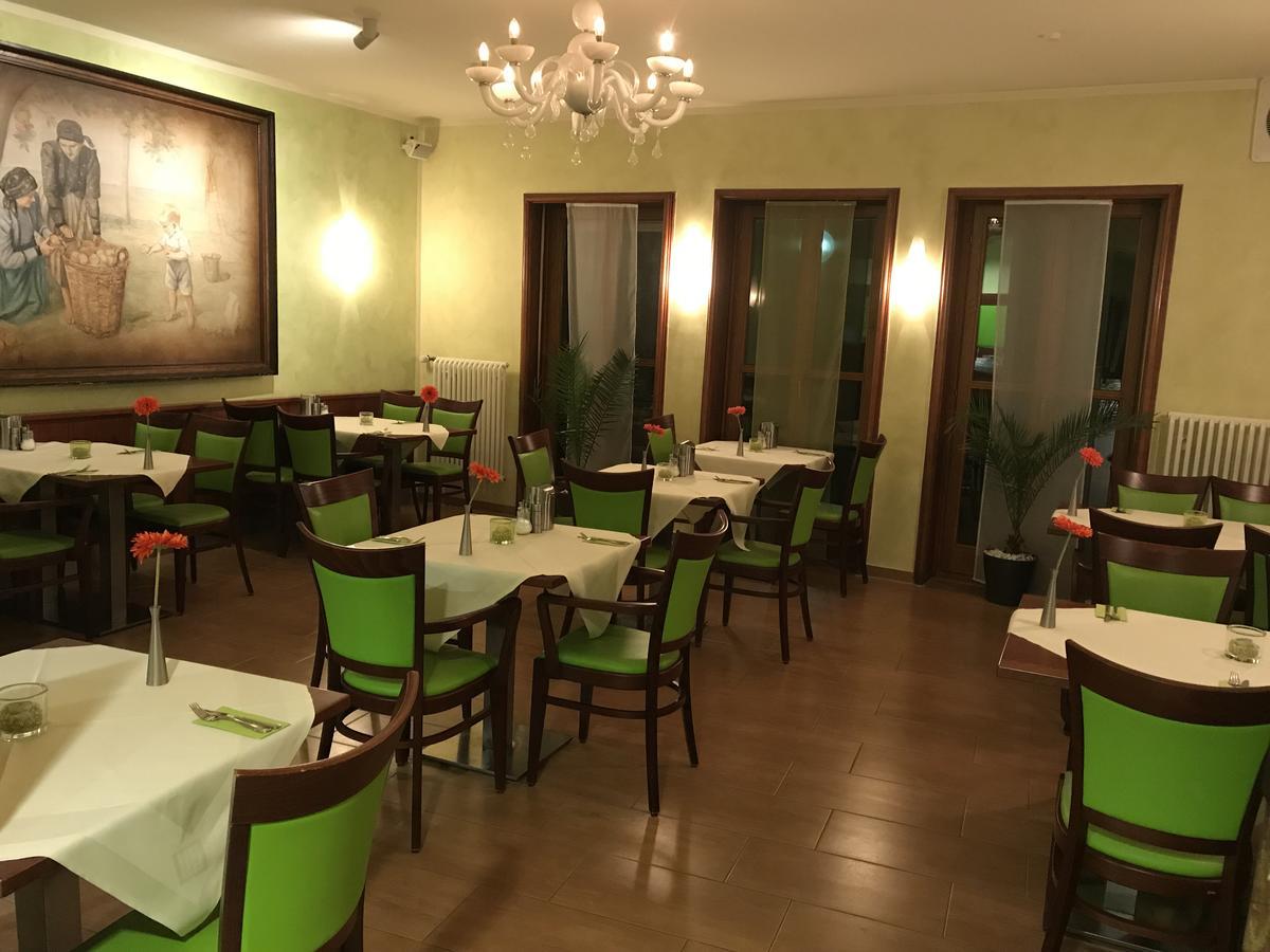 Parkhotel Zirndorf Buitenkant foto