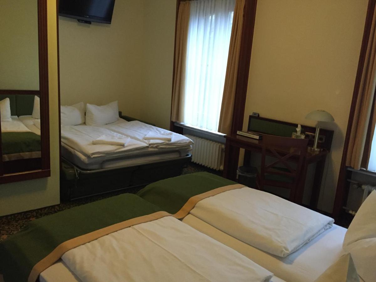 Parkhotel Zirndorf Buitenkant foto